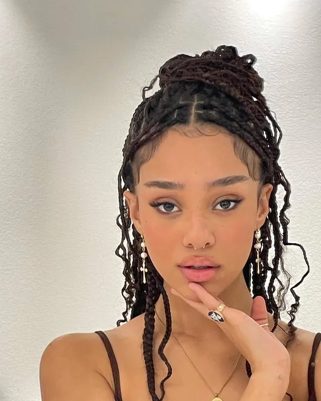 10 Visuals Of Manon KATSEYE That Successfully Captured The Attention Of 10 Visuals Of Manon KATSEYE That Successfully Captured The Attention Of