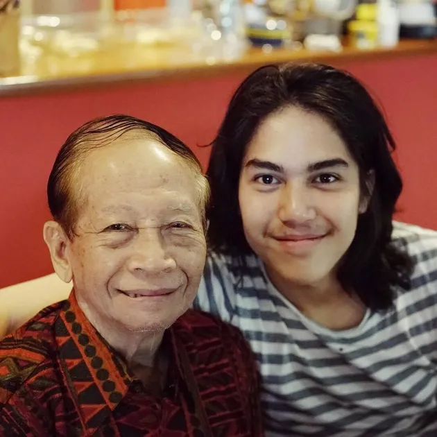 Ayah Maia Estianty Cucu Pahlawan Arsitek