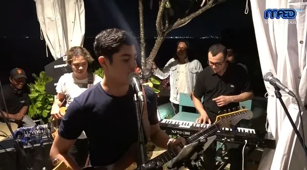 <nil>