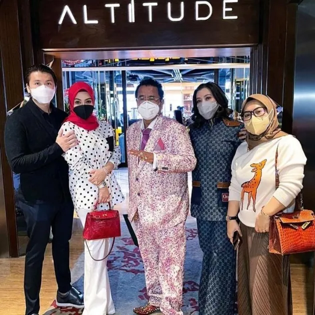 asisten hotman paris, aspri hotman paris, berita hotman paris