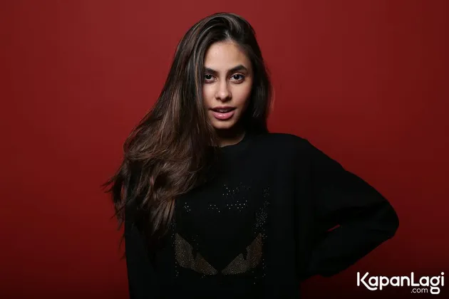 11 Selebritis Muda Cantik Berwajah Bule Populer Saat Ini