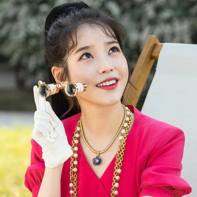 IU - Hotel Del Luna