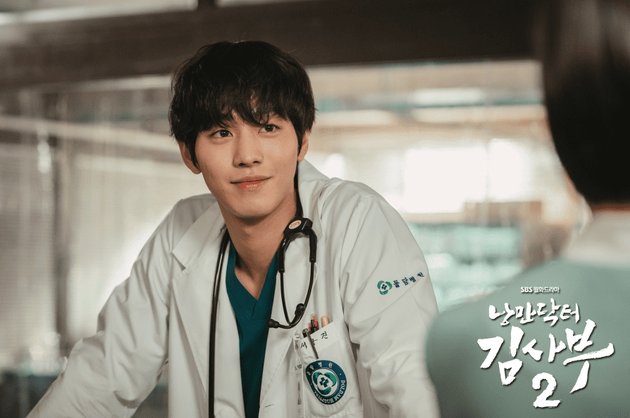 12 Handsome Doctors in Korean Dramas who Make you No Longer Afraid to Get Checked, Instead, You Want to Stay Longer at the Hospital!