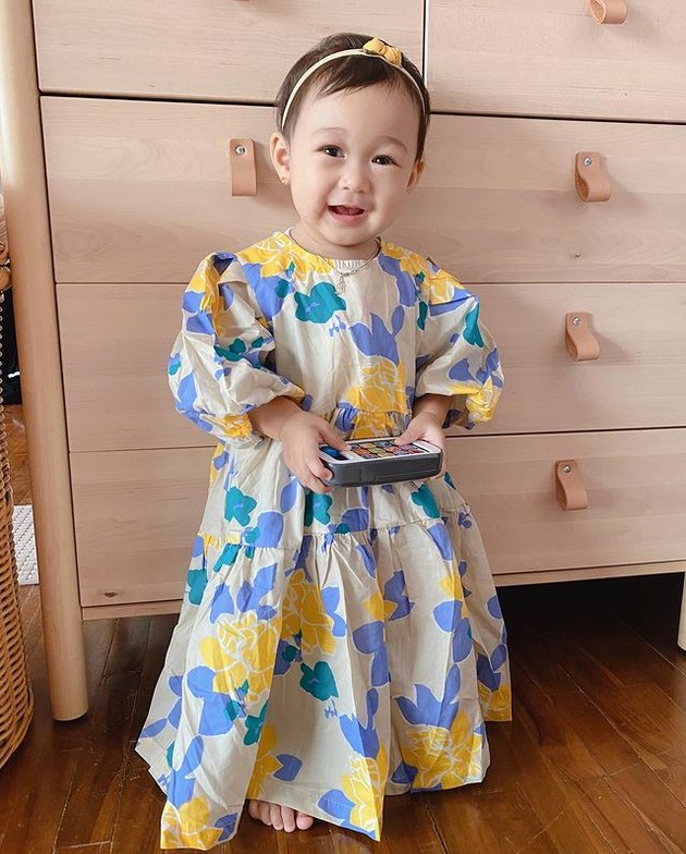 12 Photos of Baby Rumi, Dian Pelangi's Child, who is now 1 Year Old, Super Cute and Stylish like Her Mother