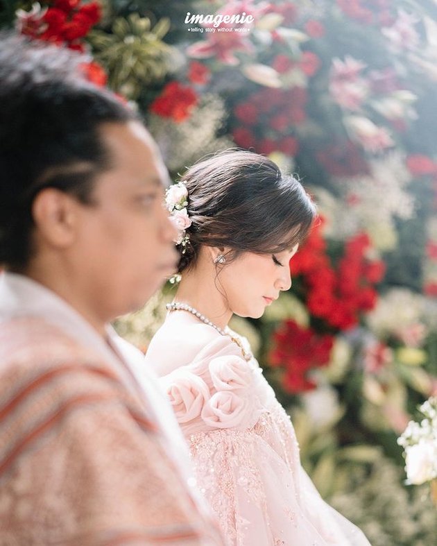 12 Photos of Arie Kriting and Indah Permatasari's Wedding, Still Happy Despite Not Getting Mother's Blessing