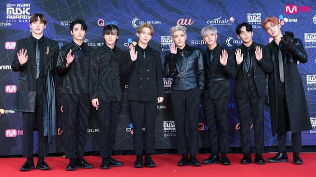 12 Photos of K-Pop Stars on the Red Carpet at MAMA 2019, From BTS to TWICE!