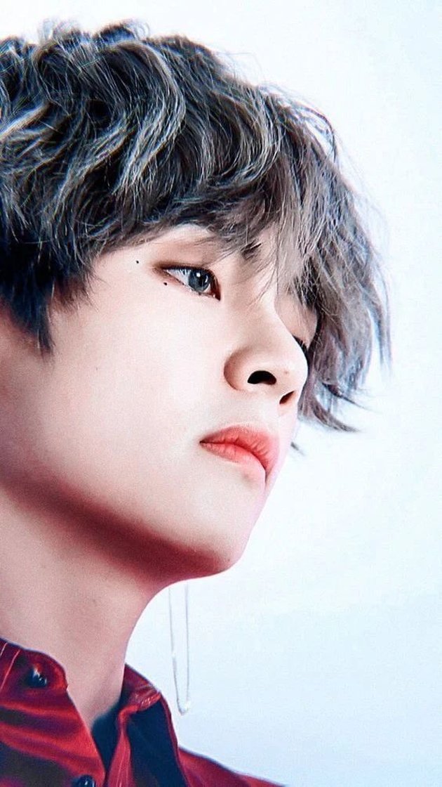 These 12 K-Pop Idols Have Moles on Their Faces That Make Their Visuals More Special: V BTS, Mina TWICE, and Hyunjin Stray Kids