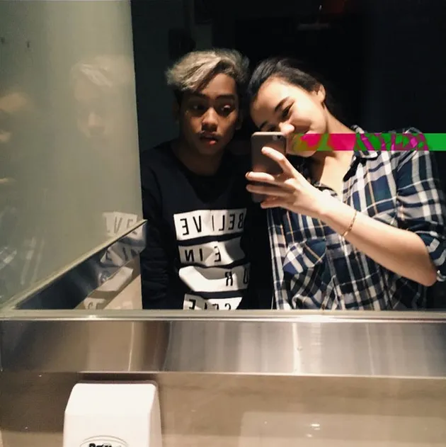 12 Pasangan Muda Selebriti Indonesia