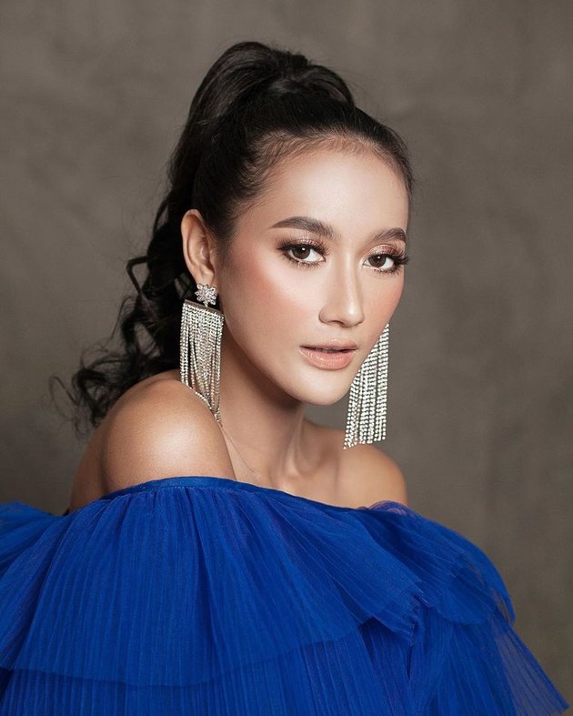 12 Beautiful Charms of Raden Roro Ayu Maulida, Winner of Puteri Indonesia 2020, Holds the Title of Face of Asia 2019