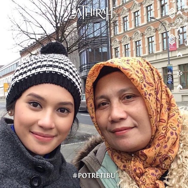 12 Beautiful Pictures of Indah Permatasari and Her Mother, Their Relationship is Said to be Cracked