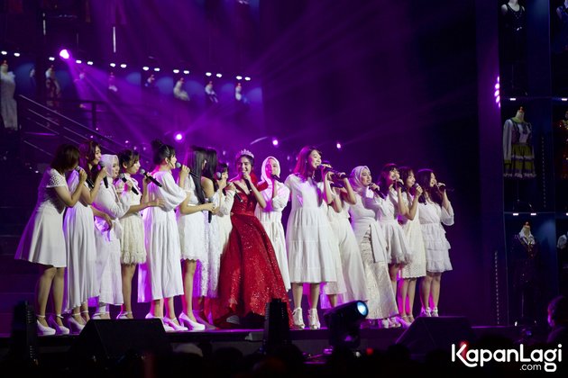 12 Portraits of the Vibrancy of JKT48 10th Anniversary Concert 