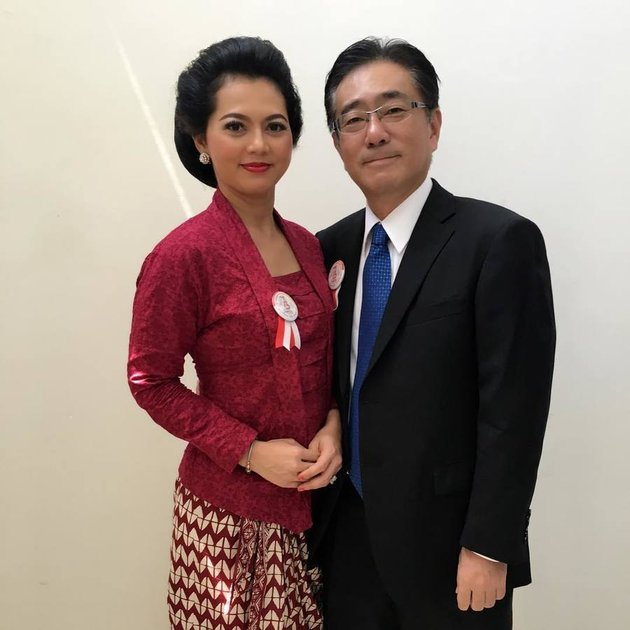 12 Portraits of Lastmi AFI's Husband, a Japanese Diplomat Living in Makassar