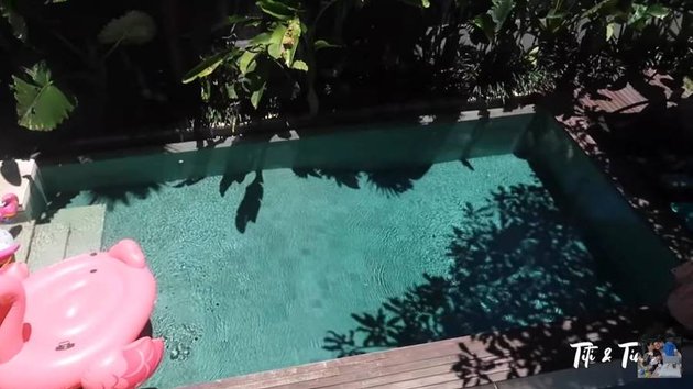 12 Photos of Villa Titi Kamal & Christian Sugiono in Bali, Unique Bathroom Feels Like Soaking in the Jungle