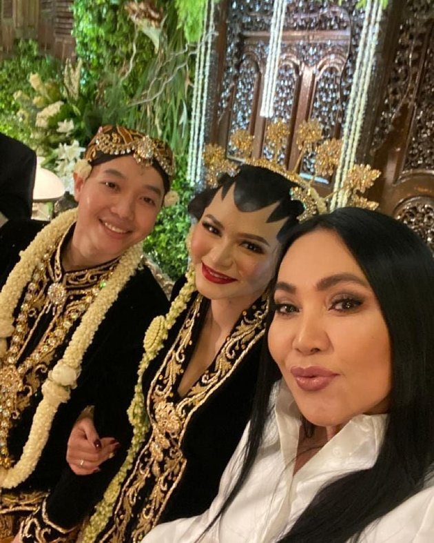 12 Celebrities Who Attended Kartika Sary's Wedding, Who Are They?