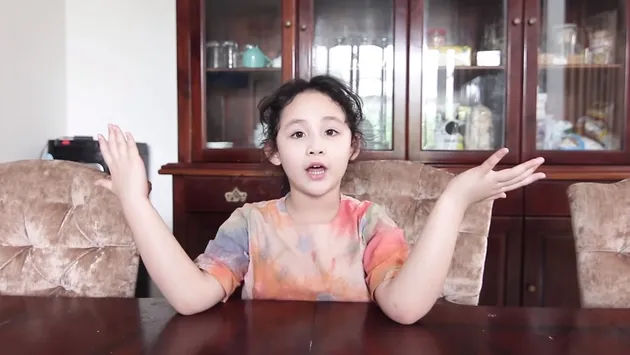 Rumah Dinas Arumi Bachsin dan Emil Dardak