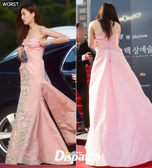 14 Actresses and K-Pop Idols Who Were Labelled as Worst Dressed Throughout the Red Carpet Event, Wardrobe Malfunction - Not a Good Look!