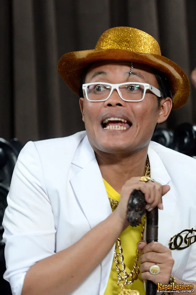 14 Pelawak Indonesia Ini Punya Nama Asli Yang Beda Banget