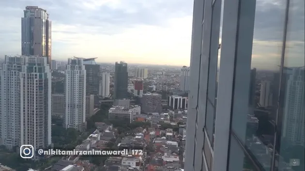Nikita Mirzani Karantina di Hotel Mewah