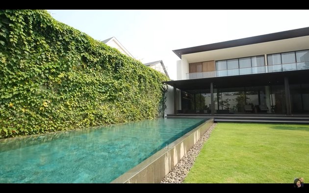 14 Photos of Citra Kirana and Rezky Aditya's New Luxurious and Elegant House, Having Many Secret Doors - Its Spaciousness Becomes the Spotlight