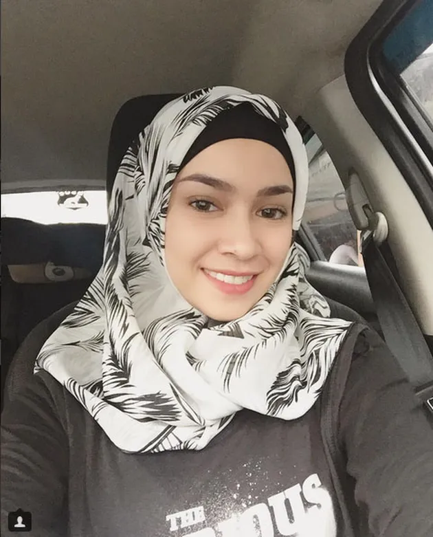 14 Seleb Muda Indonesia Ini Cantik Saat Berhijab!