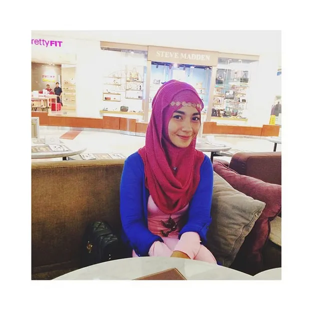 14 Seleb Muda Indonesia Ini Cantik Saat Berhijab!