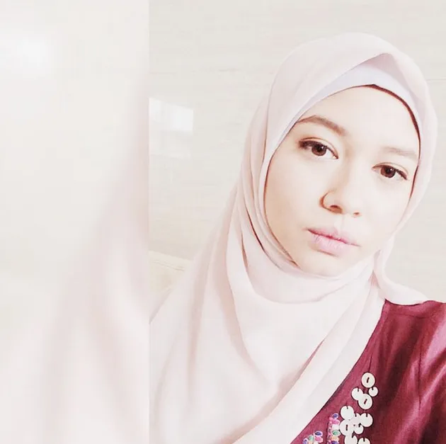 14 Seleb Muda Indonesia Ini Cantik Saat Berhijab!