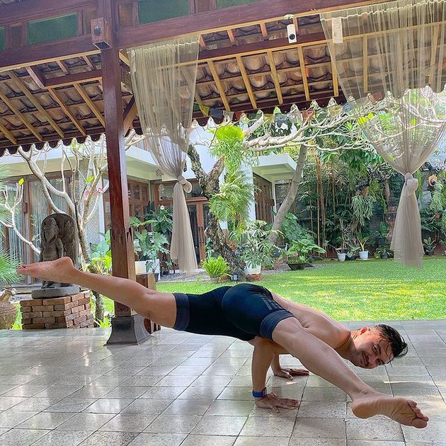 14 Celebrities Active in Exercising at Home During the Pandemic, From Wulan Guritno - Pevita Pearce Showing Off Abs Killer and Body Goals