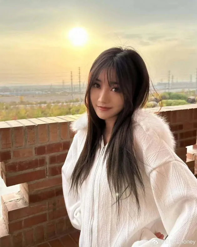 artis cantik China populer di 2025