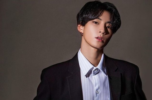 15 Interesting Facts about Hwang In Yeop, the Actor who Plays Seojun in the Drama 'TRUE BEAUTY', Has Timeless Visuals and Loves Eating Pasta!