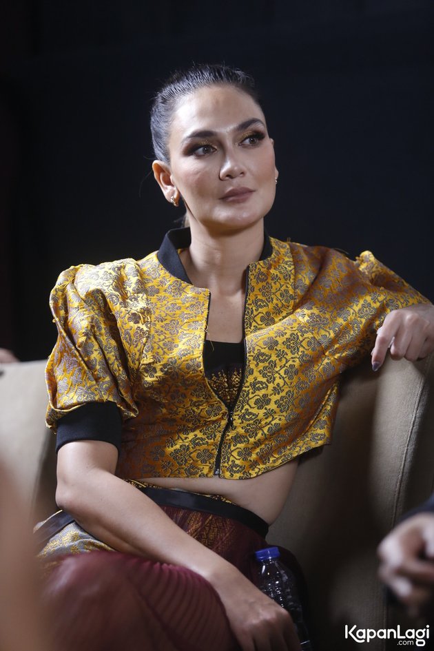 15 Photos of BEN & JODY Cast Looking Stylish with a Touch of Batik at the Press Screening Event, Featuring Luna Maya - Chicco Jerikho!