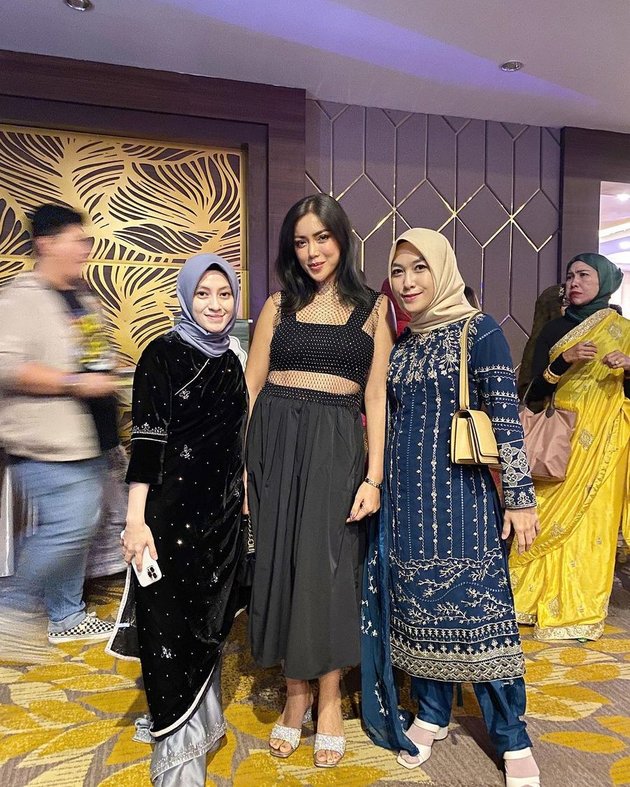 15 Portraits of Artists at Sonny Septian's Bollywood Themed Birthday Party, From Ashanty to Aming - Jessica Iskandar Wears the Wrong Costume?
