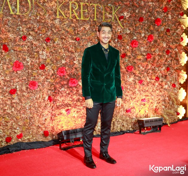 15 Photos of Celebrities on the Red Carpet Premiere of the Series 'GADIS KRETEK', Filled with Stars from Different Generations