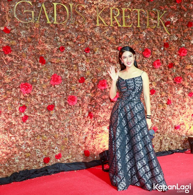 15 Photos of Celebrities on the Red Carpet Premiere of the Series 'GADIS KRETEK', Filled with Stars from Different Generations