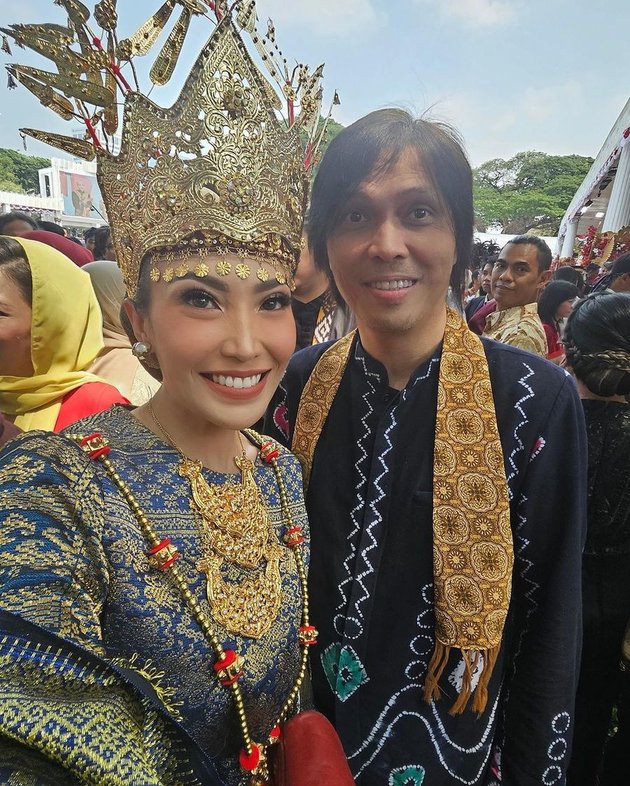 15 Portraits of Artists Participating in the Ceremony at Merdeka Palace, Nicholas Saputra to Happy Salma Look Stunning - Some Take Ojek to Avoid Traffic