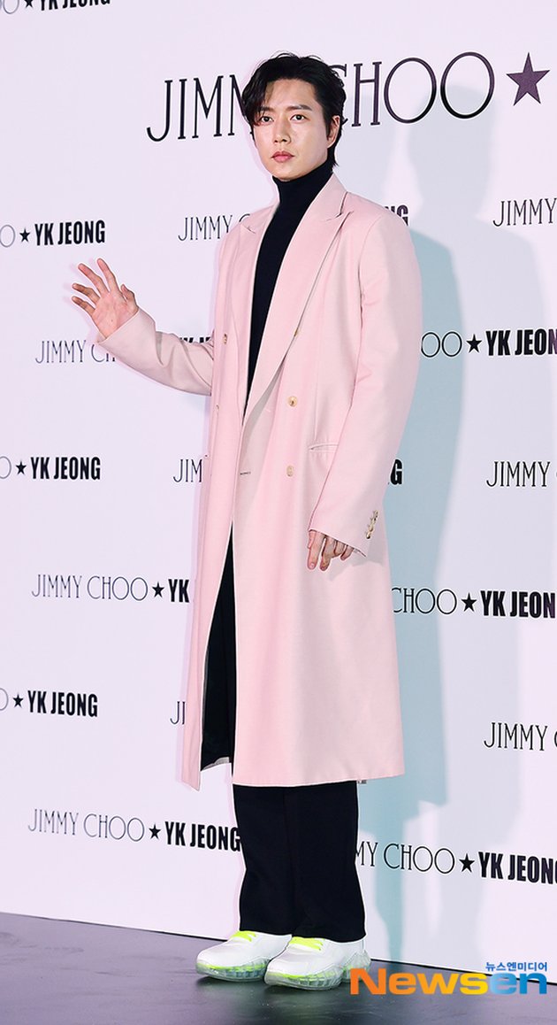 17 Celebrities with Refreshing Visuals at the Jimmy Choo Korea Event: Jisoo BLACKPINK, Suho EXO, and Park Hae Jin