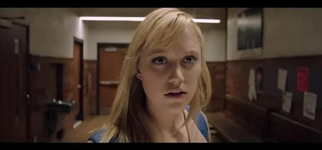 film IT FOLLOWS