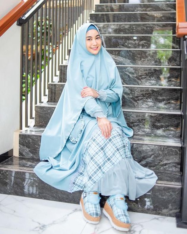 19 Beautiful OOTD of Anisa Rahma that are Refreshing, Former Member of Cherry Belle Often Appears in Pastel Outfits
