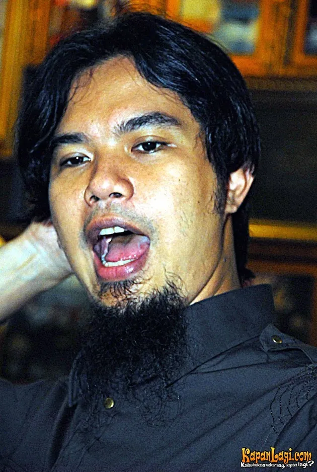 10 foto banyak dikomentari