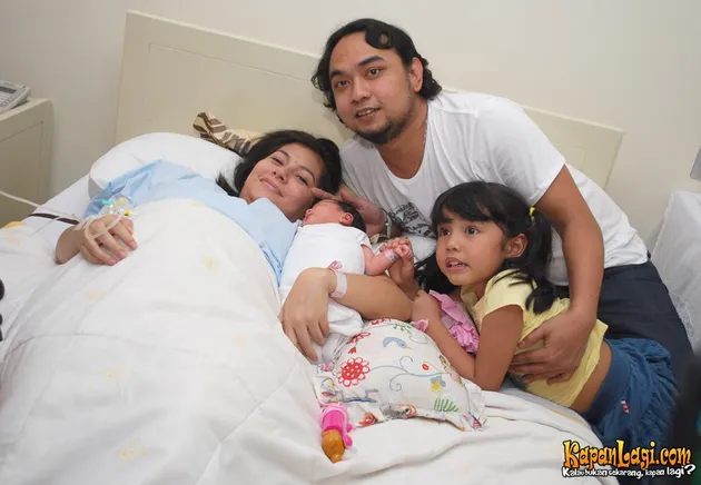 Jelang Lahirnya Kebahagiaan
