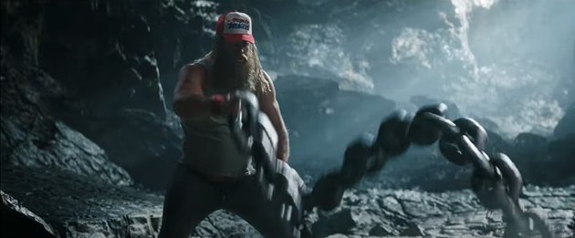 20 Cute Scenes THOR: LOVE AND THUNDER, Female Version of Thor Steals Attention - Gorr The God Butcher Makes First Appearance