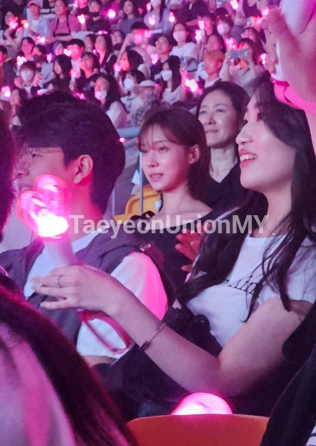 20 Photos of Idols Who Came to Taeyeon SNSD's Concert, Various Generations from Jaejoong, SEVENTEEN, to aespa