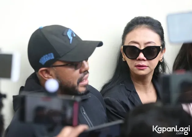 Galiech dan Asri Welas kala jumpa pers