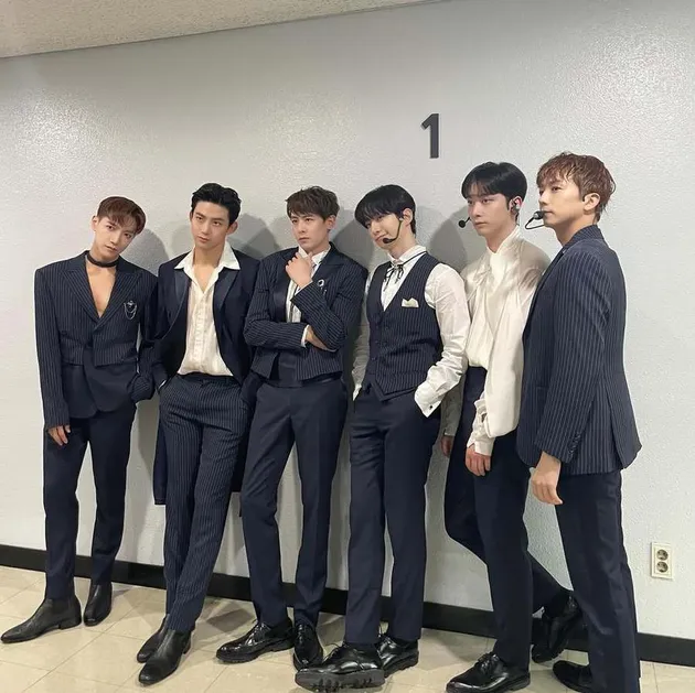 2PM di Backstage