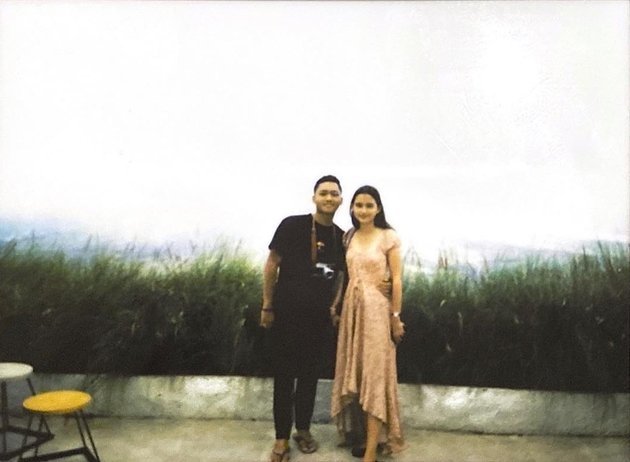 4 Years of Dating, Portrait of Azriel Hermansyah and Sarah Menzel's Love Journey, Now Engaged - Ready to Get Married This Year