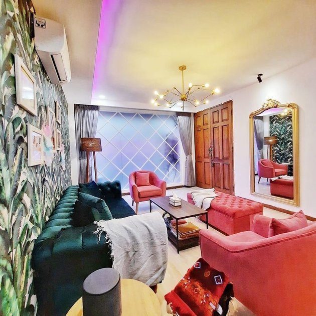 5 Photos of Marshanda's Living Room, Super Luxurious and Eye Catching - Many Beautiful Portraits