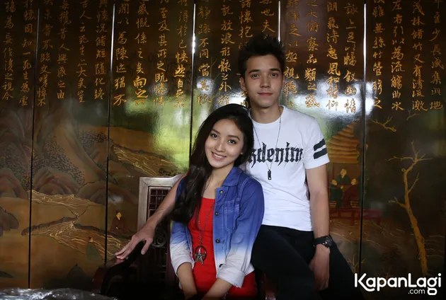 pasangan di anak jalanan