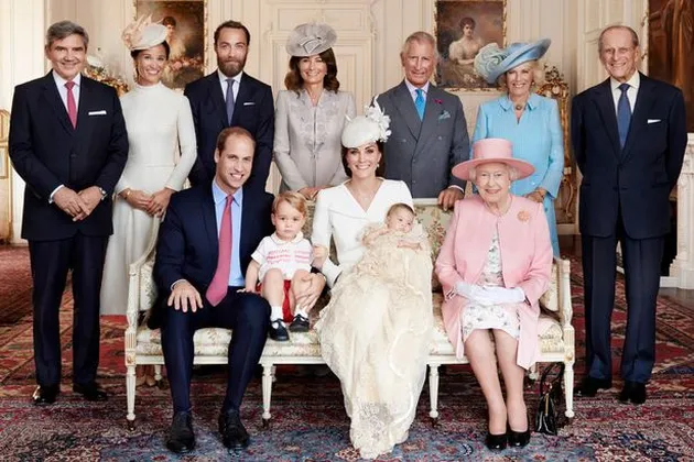 10 Momen Manis Kate Middleton & William