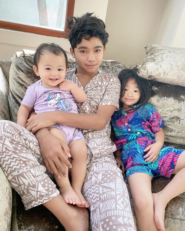 6 Photos of Ruben Onsu and Sarwendah's Children When They Just Wake Up, Even More Adorable in Pajamas