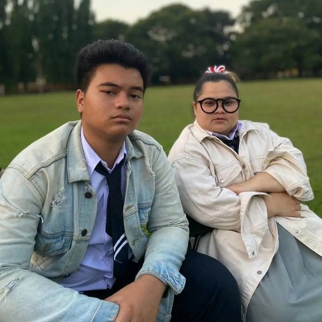 6 Portraits of Togetherness of Gema Vyandra and Defni Yani, Stars of the Soap Opera 'DARI JENDELA SMP', Very Close - Called Two Adorable Teenagers