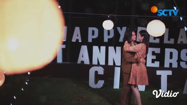 6 Portraits of Sam and Cinta Dancing in 'SAMUDRA CINTA', Super Romantic - Celebrating Wedding Anniversary